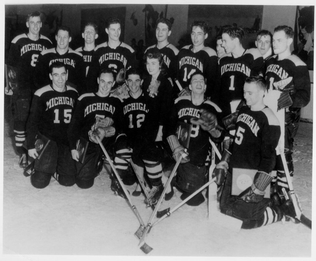 1950-51 Michigan Wolverines hockey team photo.