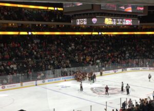 Minnesota Duluth celebrates 2019 NCHC Frozen Faceoff Championship in 2OT win over St. Cloud State