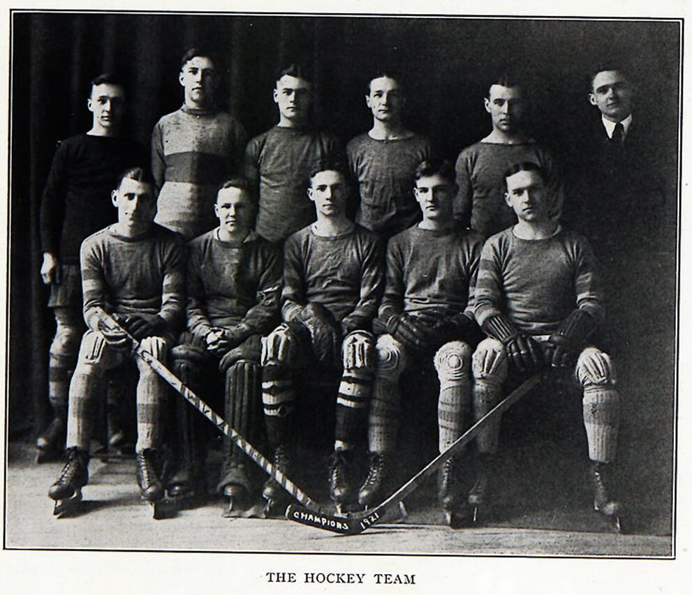 1920-21: St. Thomas hockey debuts
